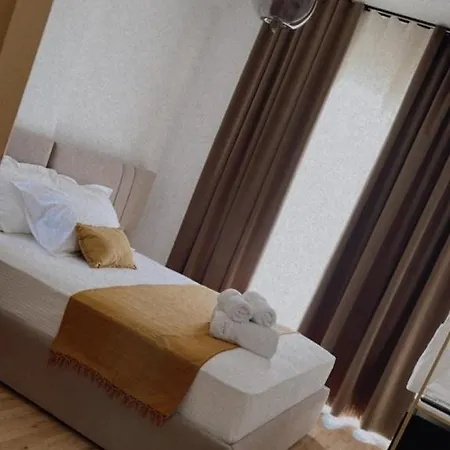Mia Marine Hotel Himare